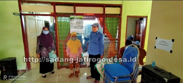 PENYERAHAN BANTUAN PANGAN NON TUNAI DAERAH (BPNTD) TAHAP 2